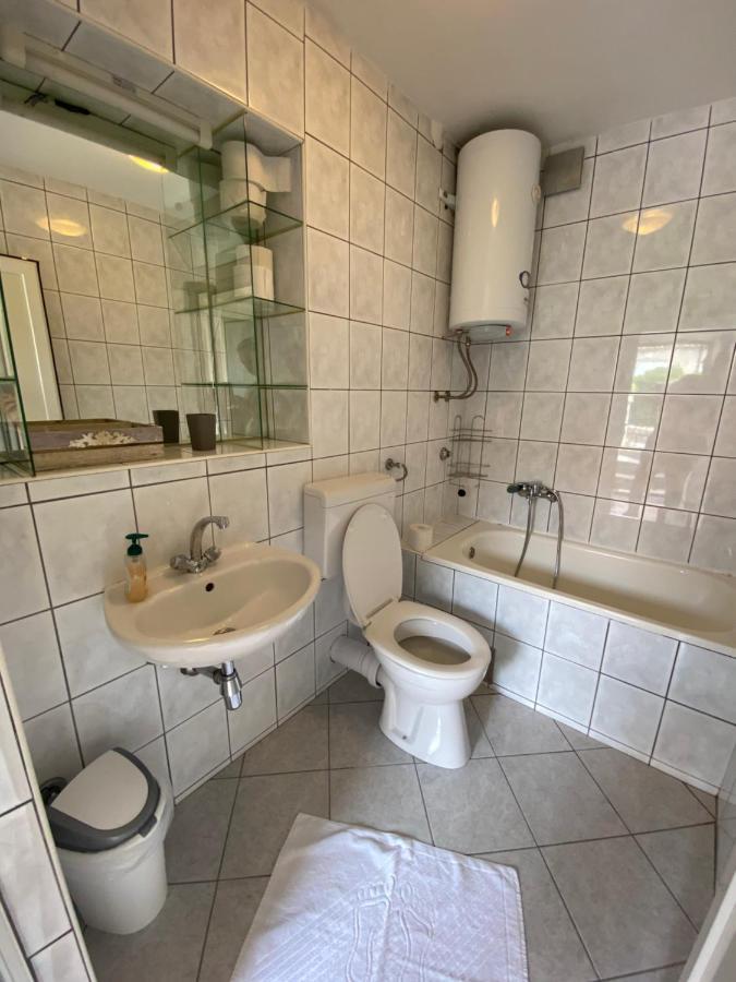 Apartman Rose Apartment มาคาร์สกา ภายนอก รูปภาพ