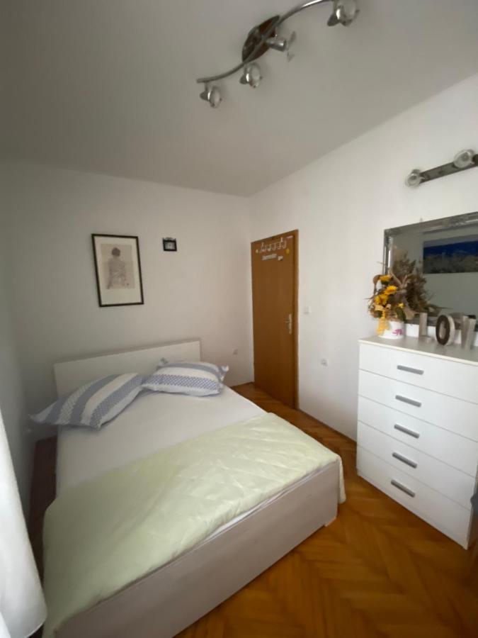 Apartman Rose Apartment มาคาร์สกา ภายนอก รูปภาพ